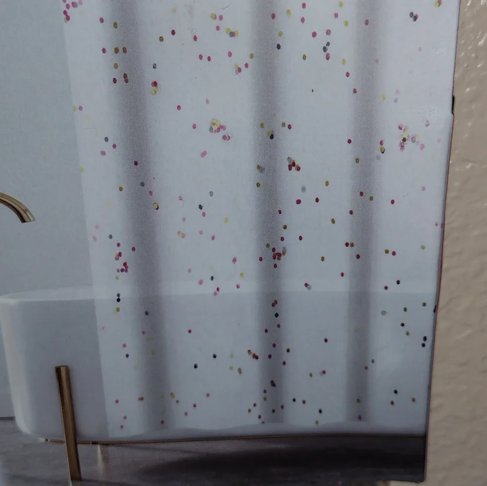 JUICY COUTURE GLITTER PEVA SHOWER CURTAIN 70 X 72 GLITTER SHOWER CURTAIN NEW